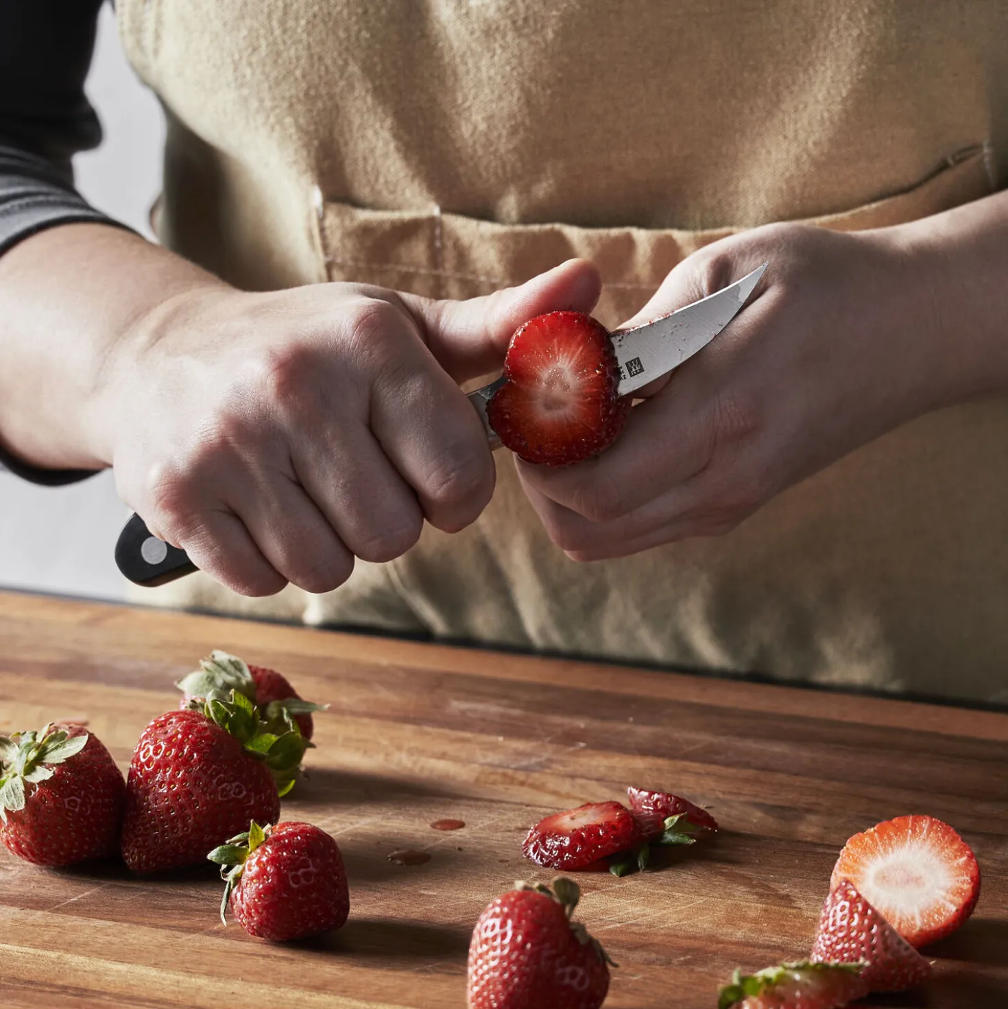 2.75 inch, Bird's Beak Peeling Knife