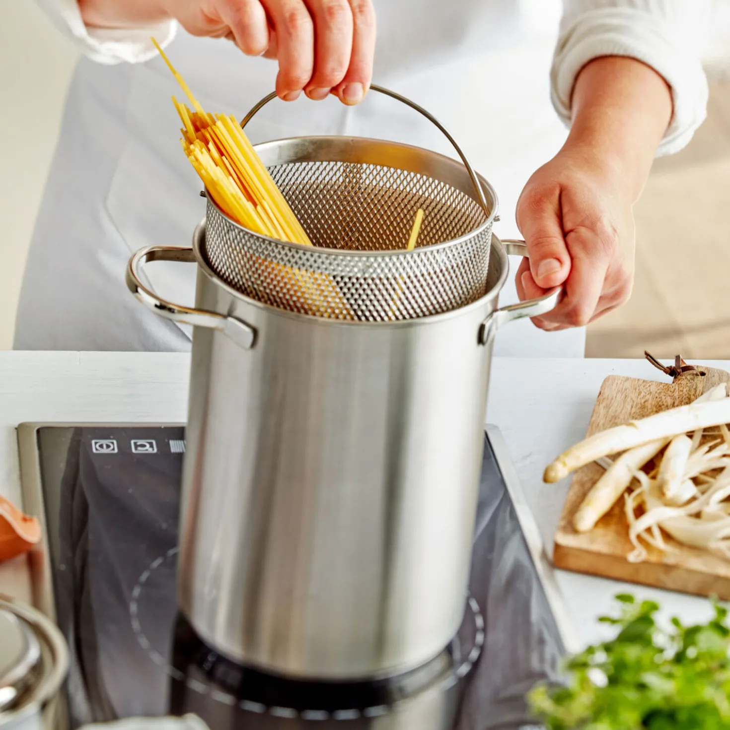 4.8 qt Asparagus/Pasta Cooker Set, 18/10 Stainless Steel