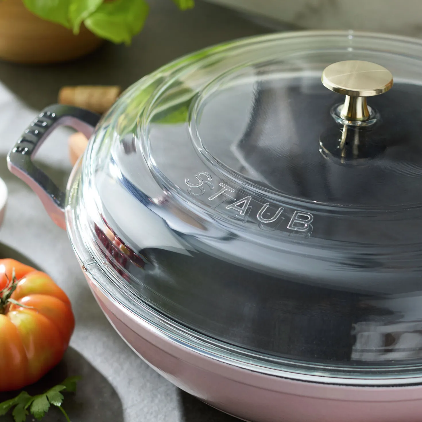 3.5 qt, Braiser With Glass Lid, Pink Peony