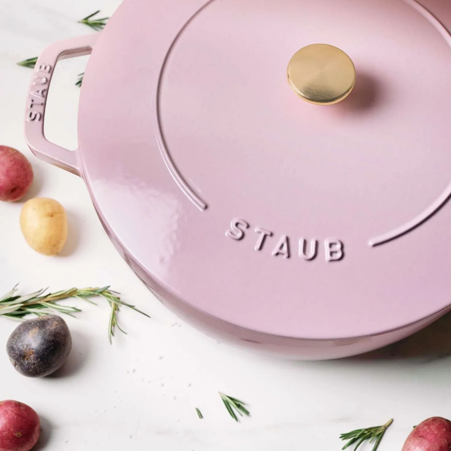 5.25 qt, Essential French Oven, Pink Peony