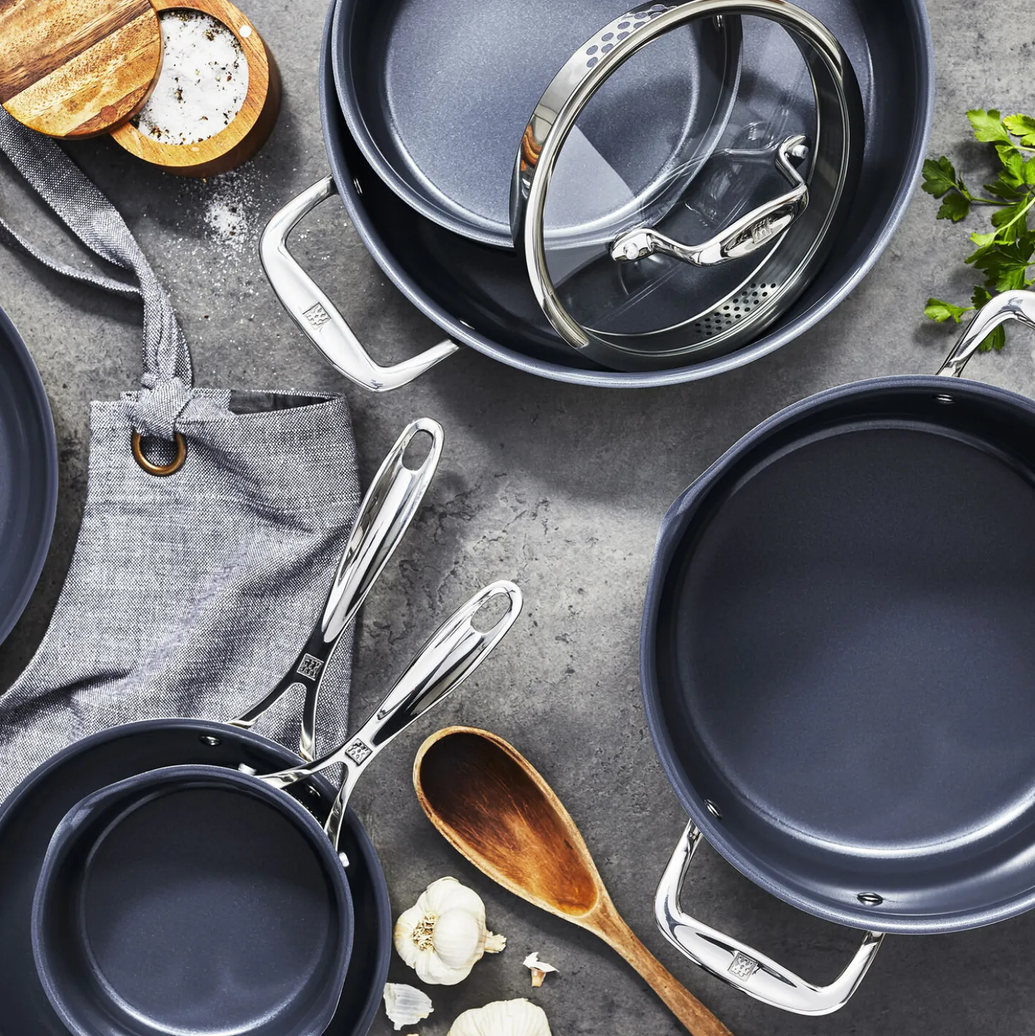 6 qt, Non-stick, Stainless Steel Ceramic Dutch Oven