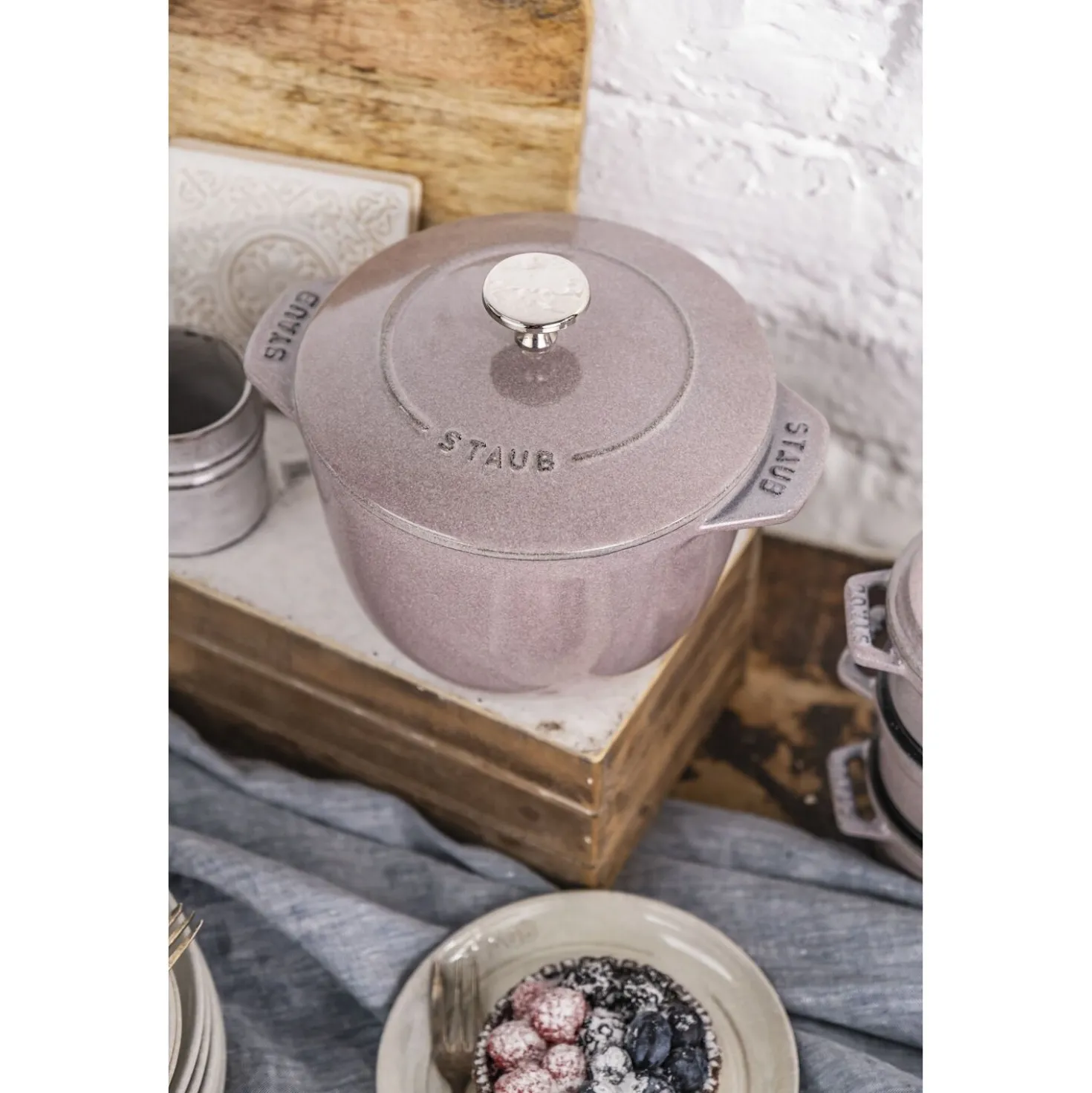 1.5 qt, Petite French Oven, Lilac