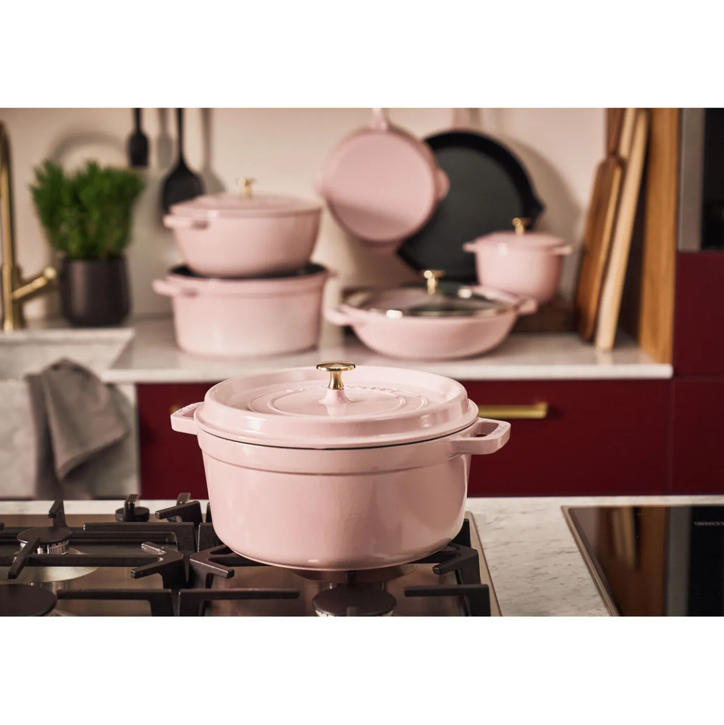 5.5 qt, Round, Cocotte, Pink Peony - Factory Second