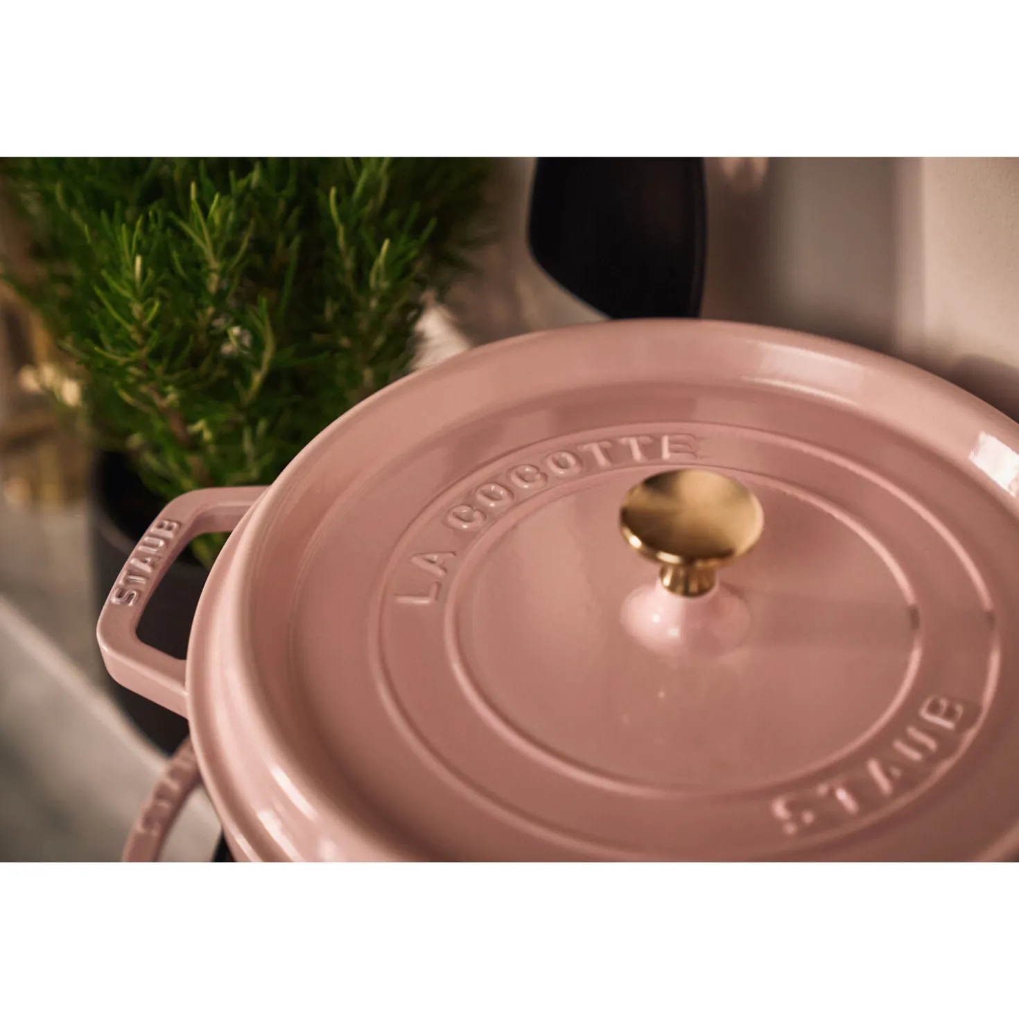 5.5 qt, Round, Cocotte, Pink Peony - Factory Second