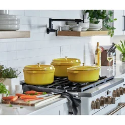 7 qt, Round, Dutch Oven, Citron - Factory Second