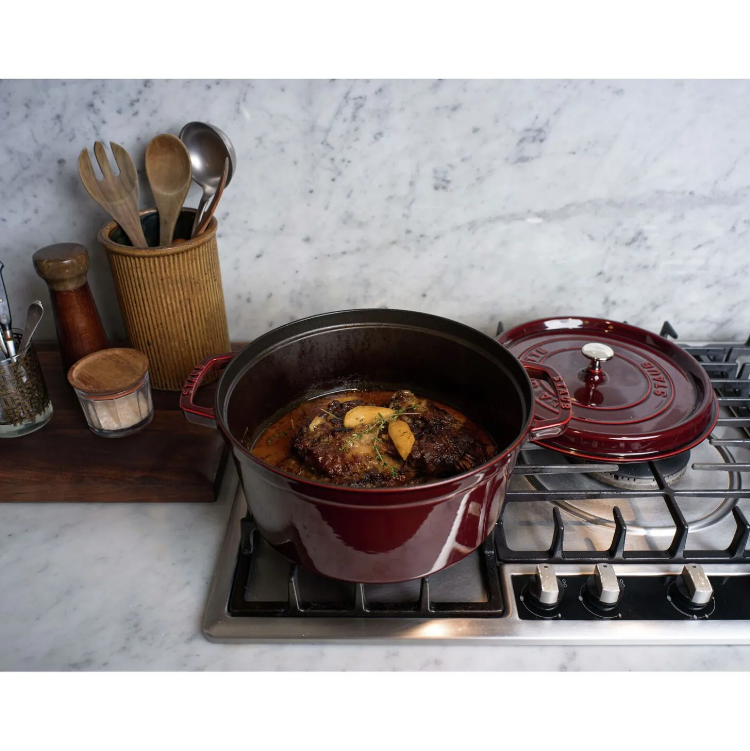 5.5 qt, Round, Dutch Oven, Grenadine