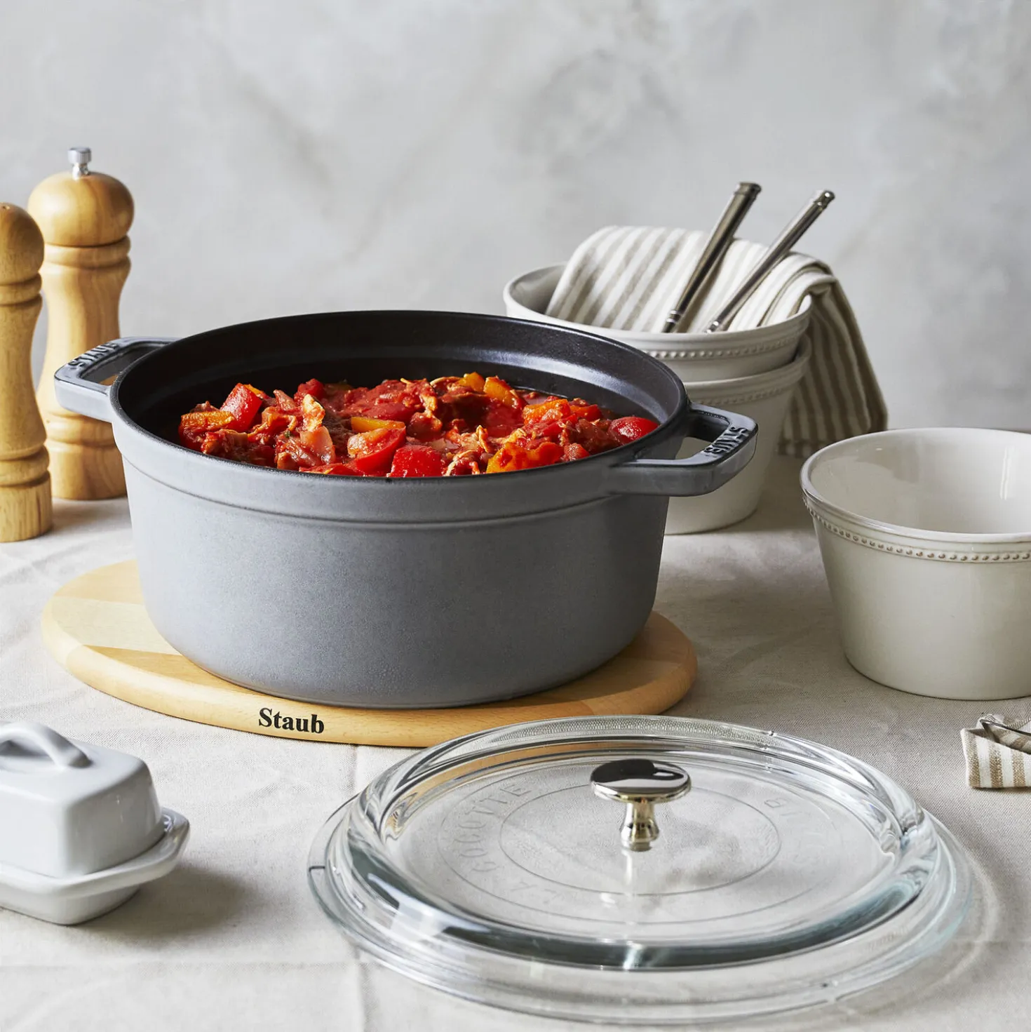 4 qt, Round, Glass Lid Dutch Oven, Graphite Grey
