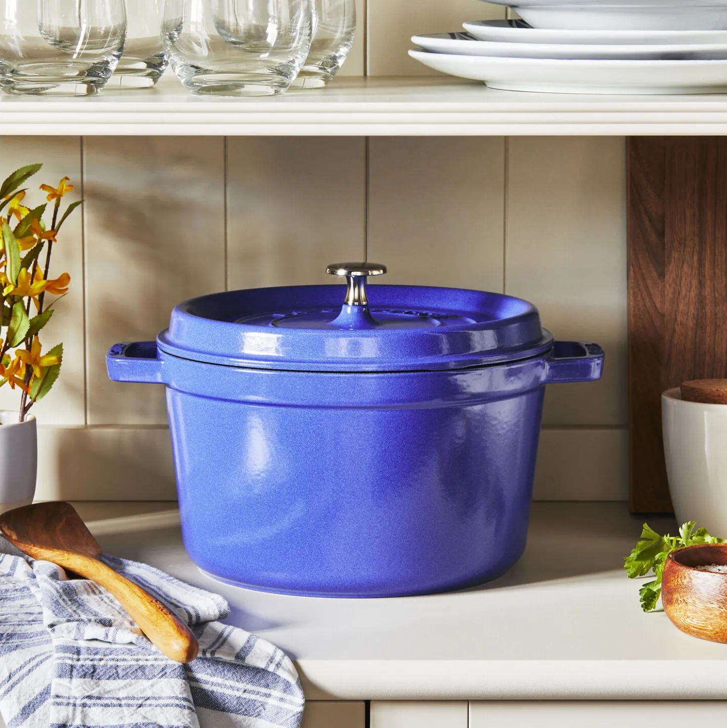 5 qt, Round, Tall Dutch Oven, Blueberry