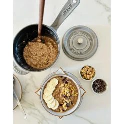 1.5 qt Sauce Pan, Cast Iron
