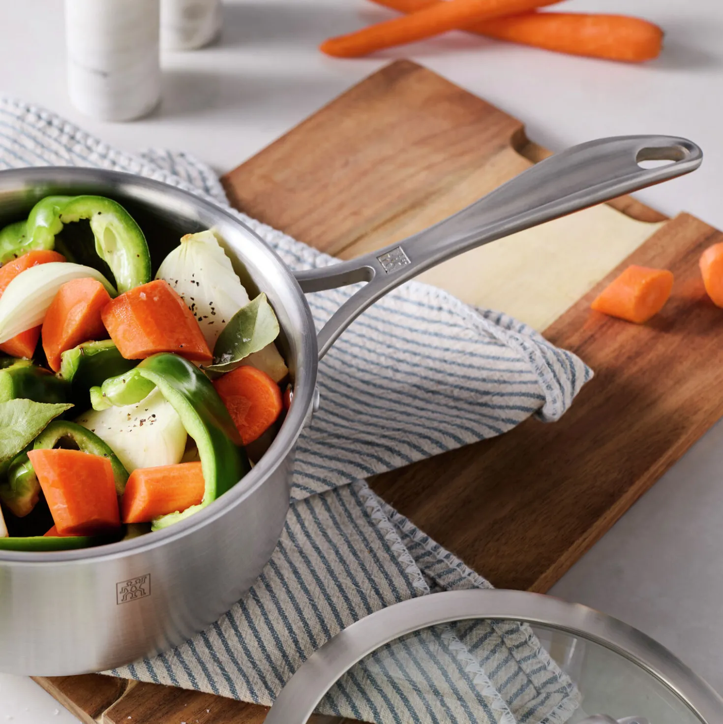 2 qt, Stainless Steel, Sauce Pan