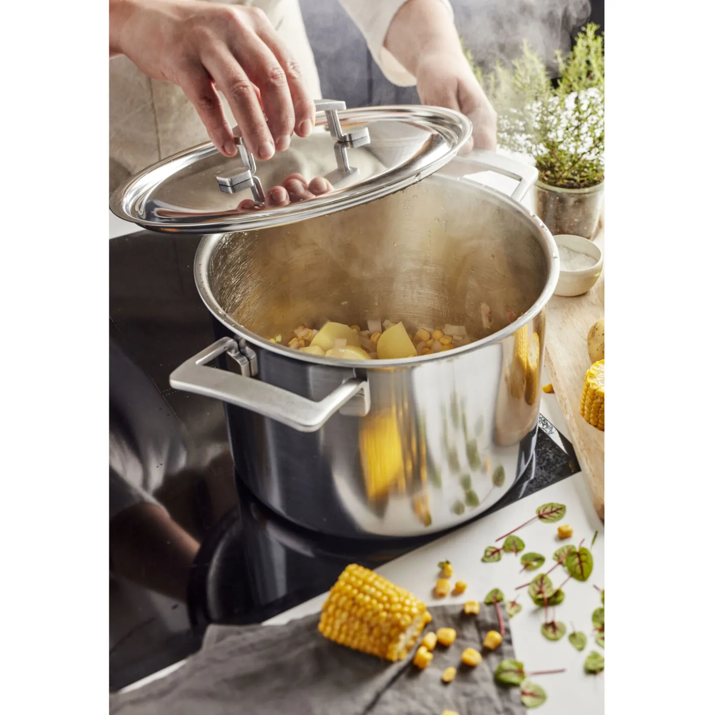 8.5 qt Stock Pot With Lid, 18/10 Stainless Steel