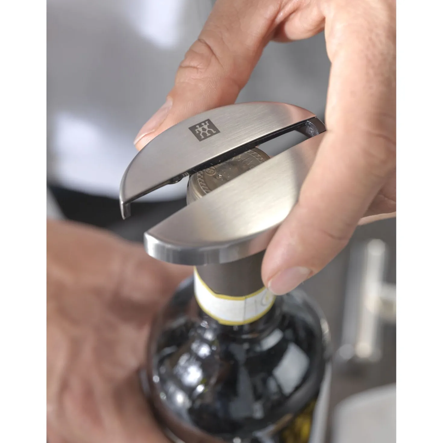 18/10 Stainless Steel, Foil Cutter