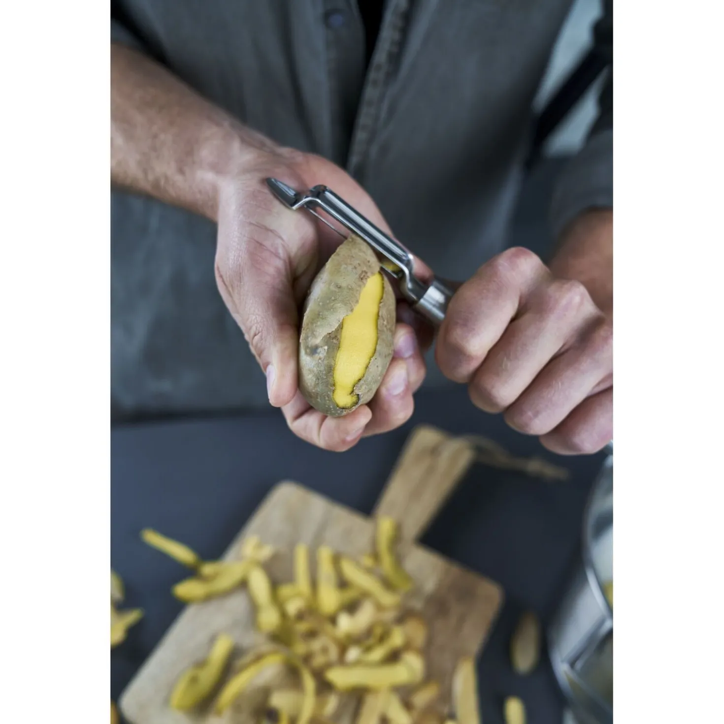 18/10 Stainless Steel, Swivel Peeler