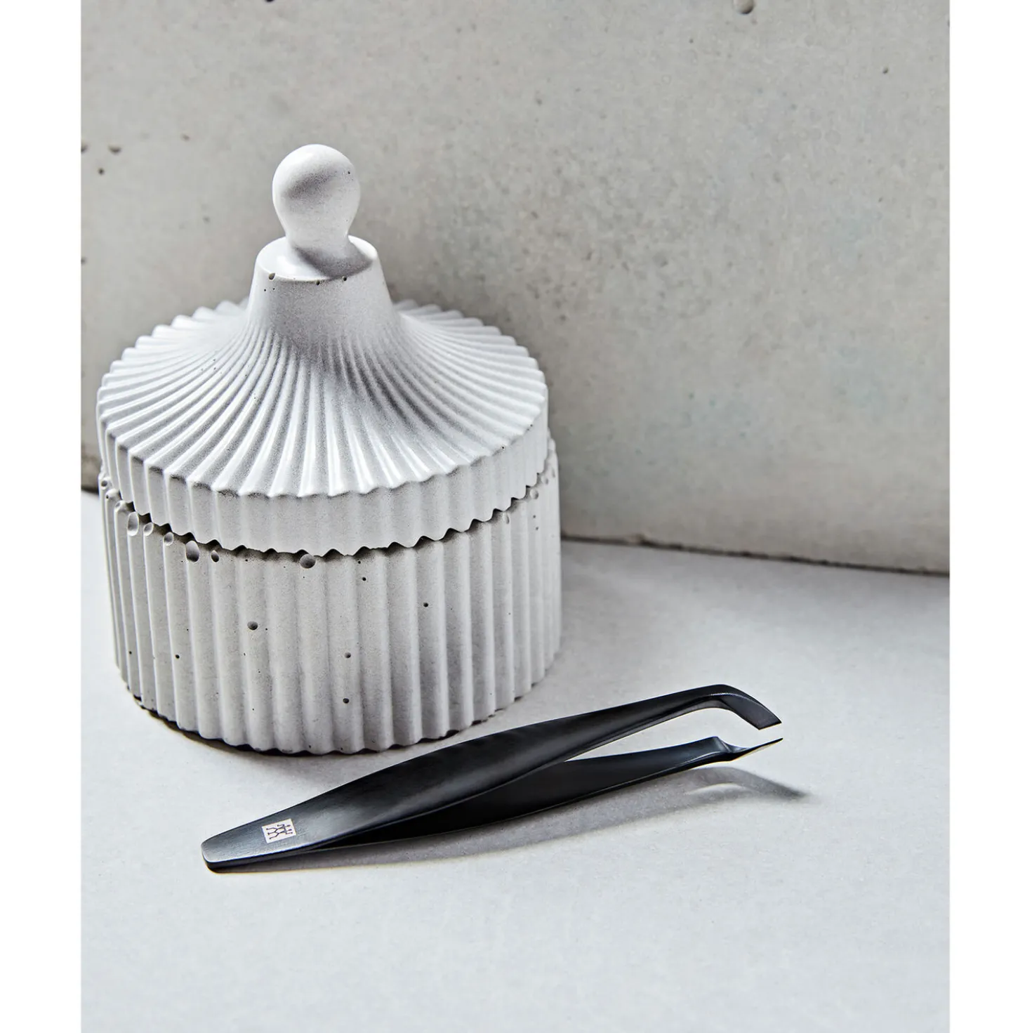 Cuticle Cutter - Black Matt