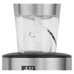 Decanter / Wine Aerator / Pourer And Stopper
