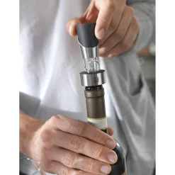 Decanter / Wine Aerator / Pourer And Stopper
