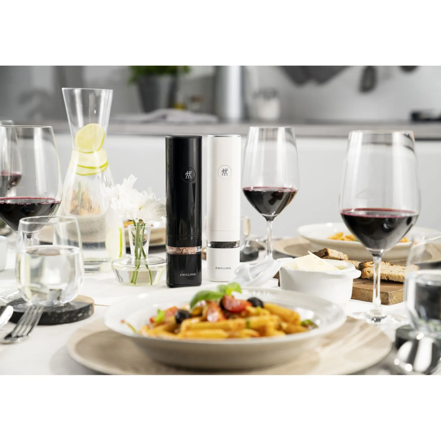 Electric Salt/Pepper Mill Set, 2-pc
