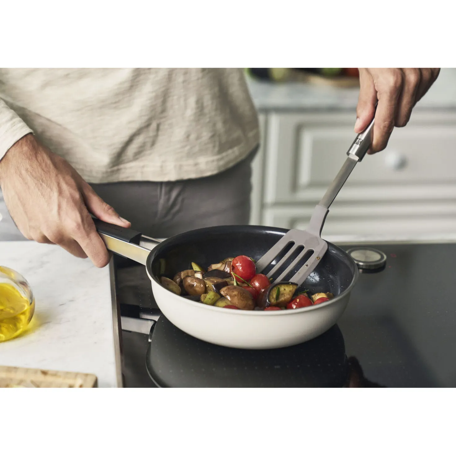 Frying pan, 9.5 inch, 18/10 Stainless Steel, Ceramic non-stick coating