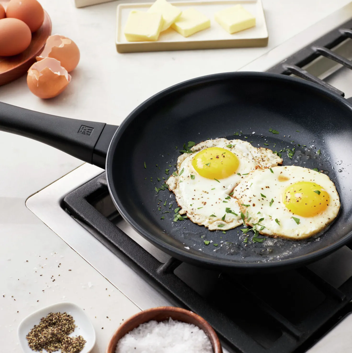 Frying pan, 8 inch, aluminum, Titanium-reinforced ceramic non-stick coating