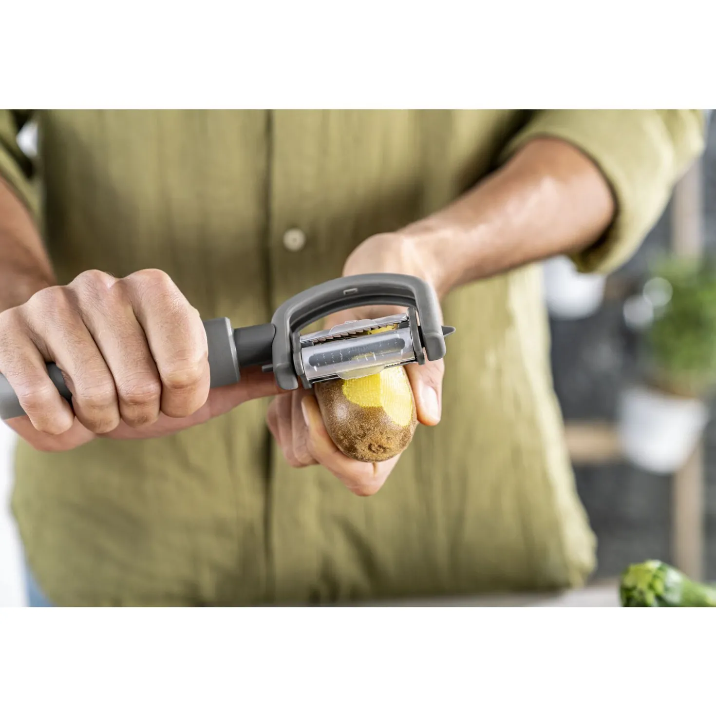 5-in-1 peeler, grey