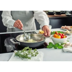 9.5-inch, 18/10 Stainless Steel, Frying Pan