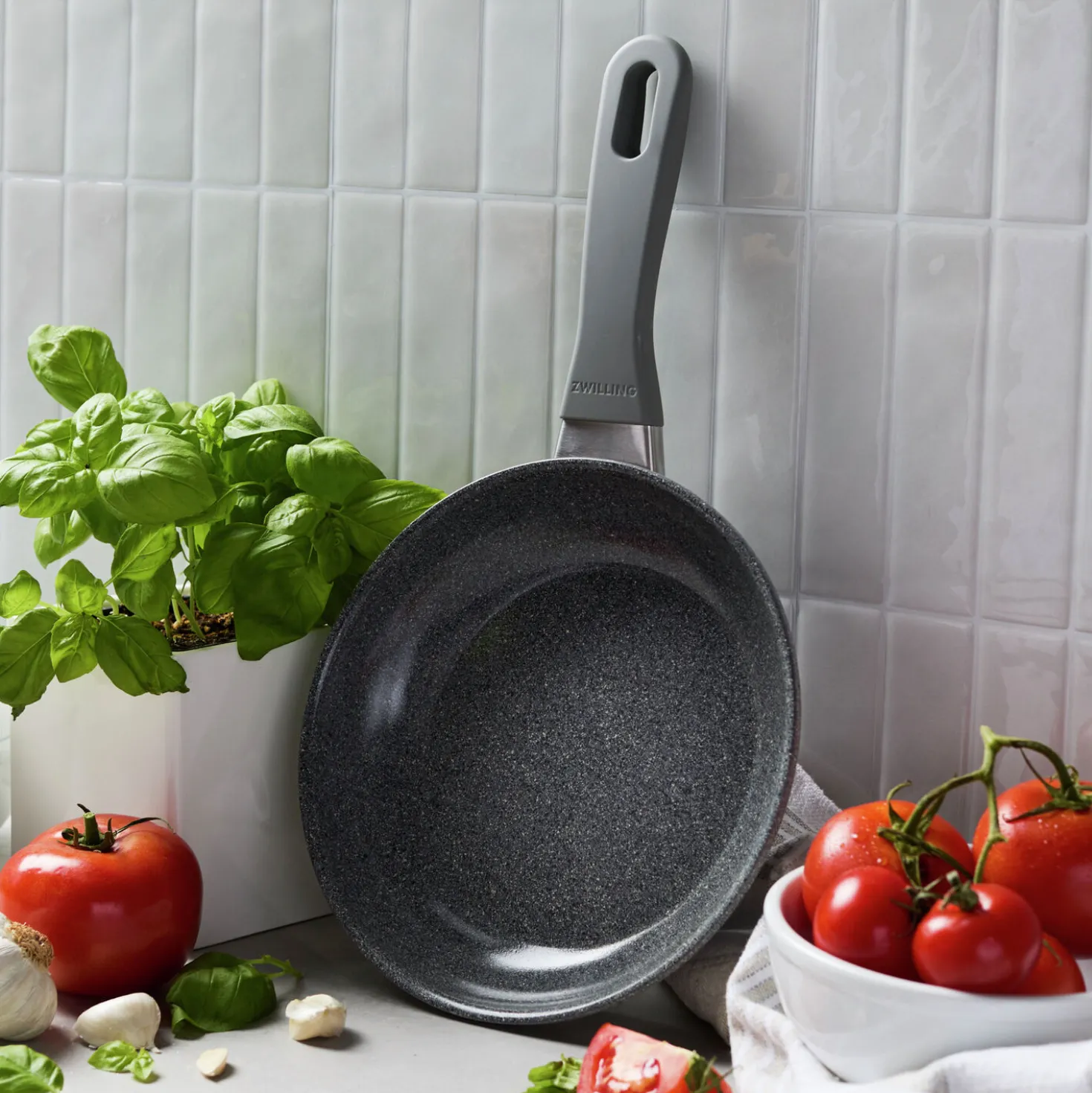 8-inch, Aluminum, Non-stick, Ceramic Fry Pan