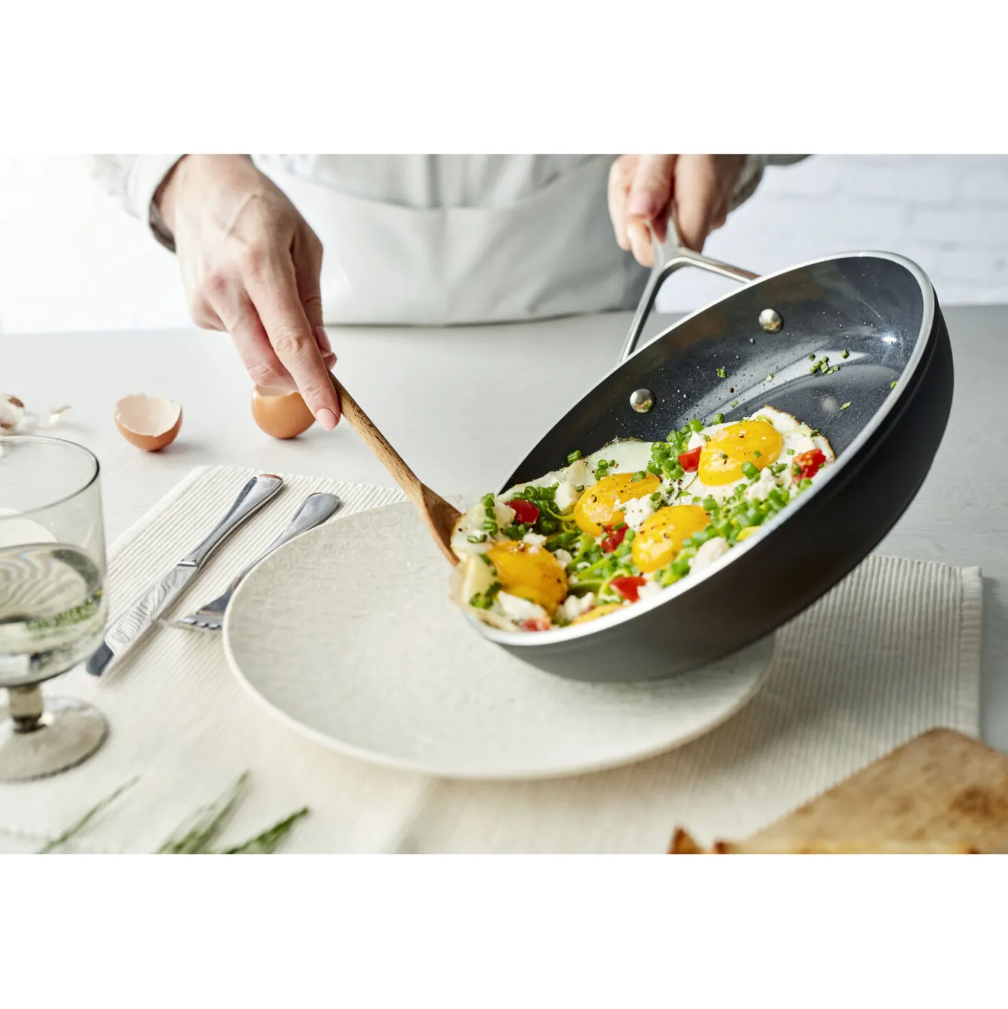 12-inch, Aluminum, Non-stick, Fry Pan With Ceramic Coating