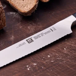 9-inch, Bread Knife Z15 Serration
