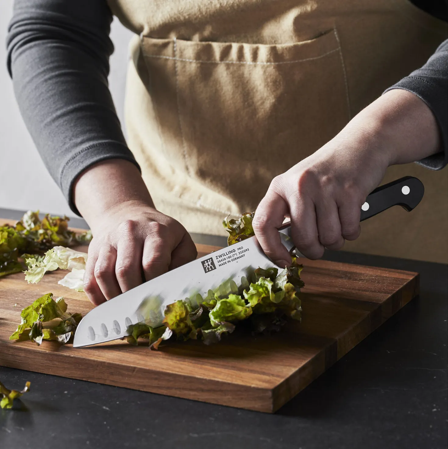 7-inch, Hollow Edge Slim Santoku Knife