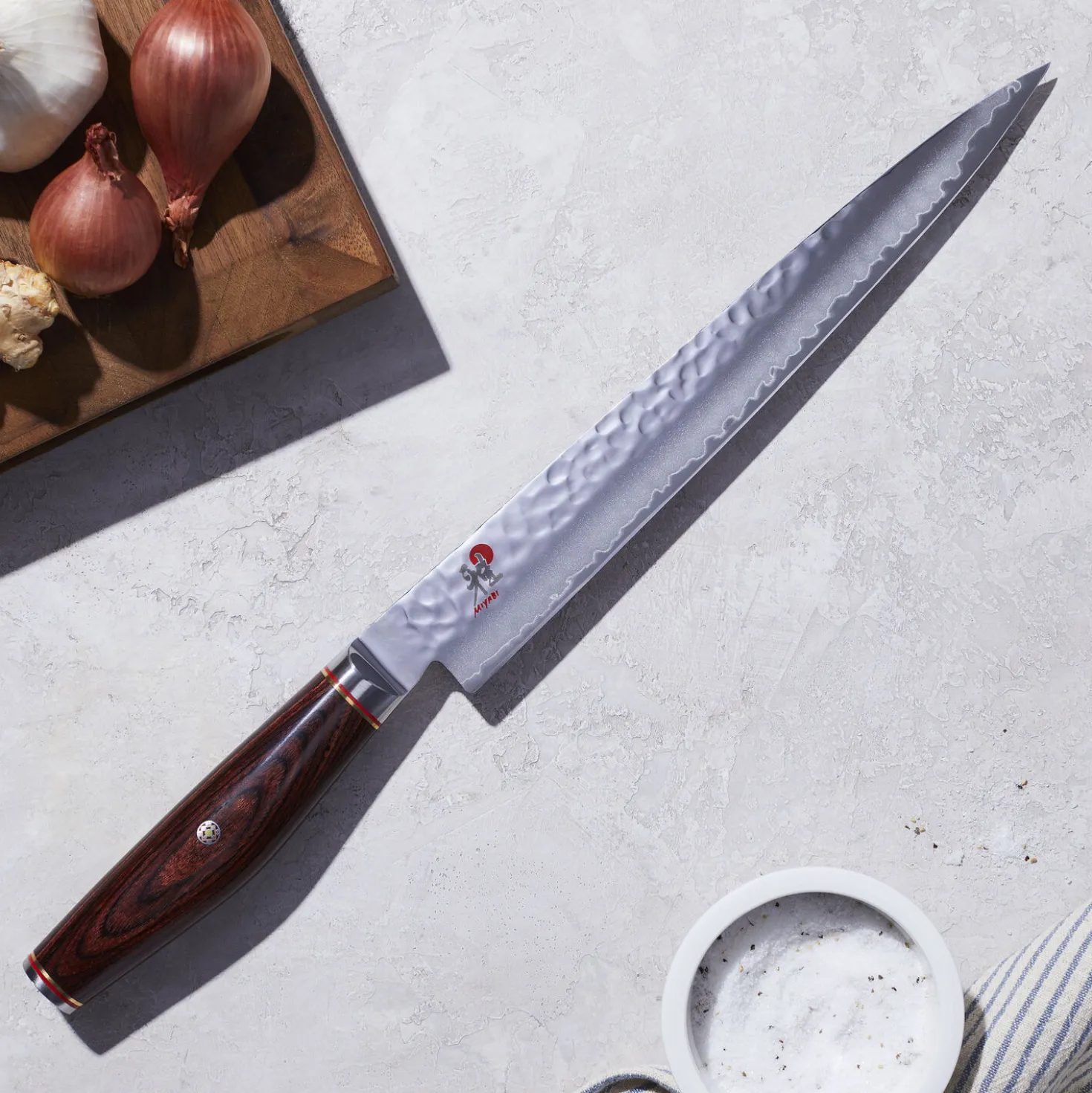 9.5-inch Pakka Wood Slicing/Carving Knife
