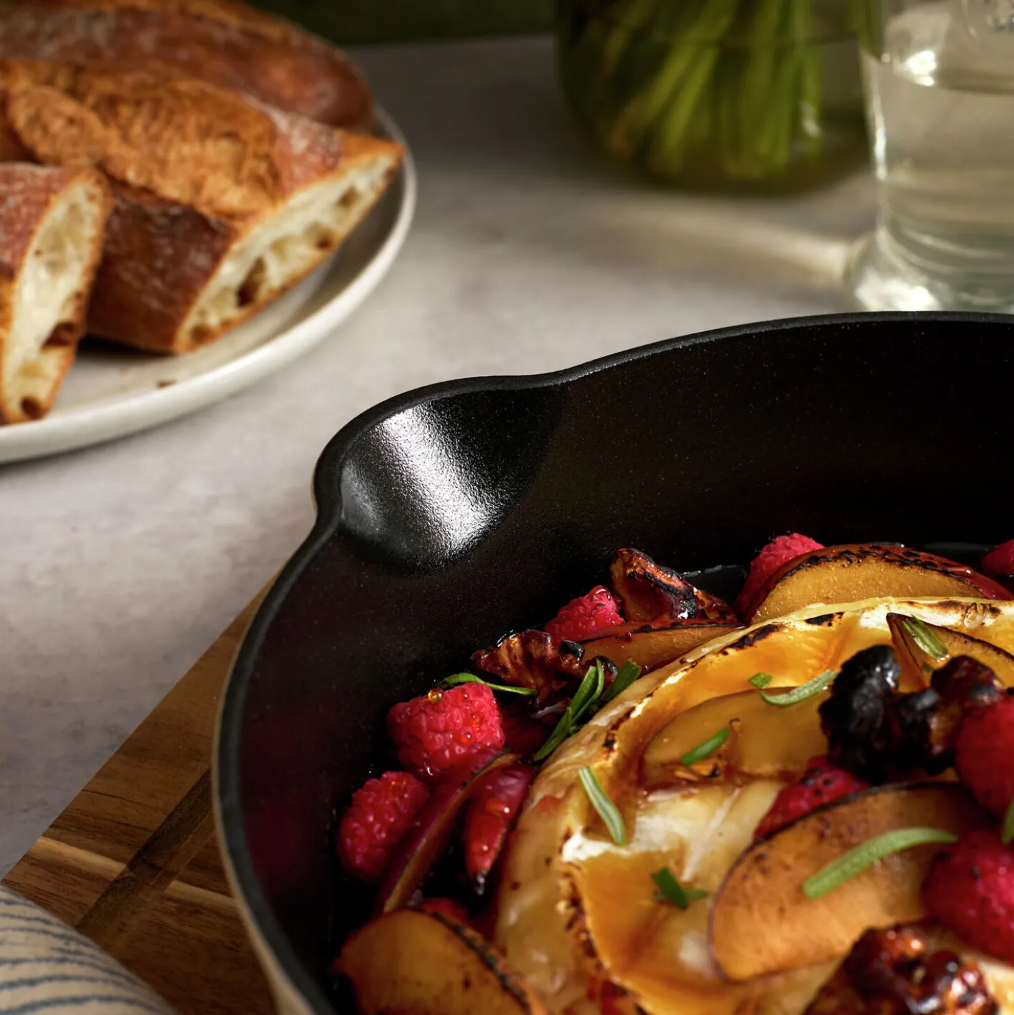 8.5-inch, Traditional Deep Skillet, Sesame