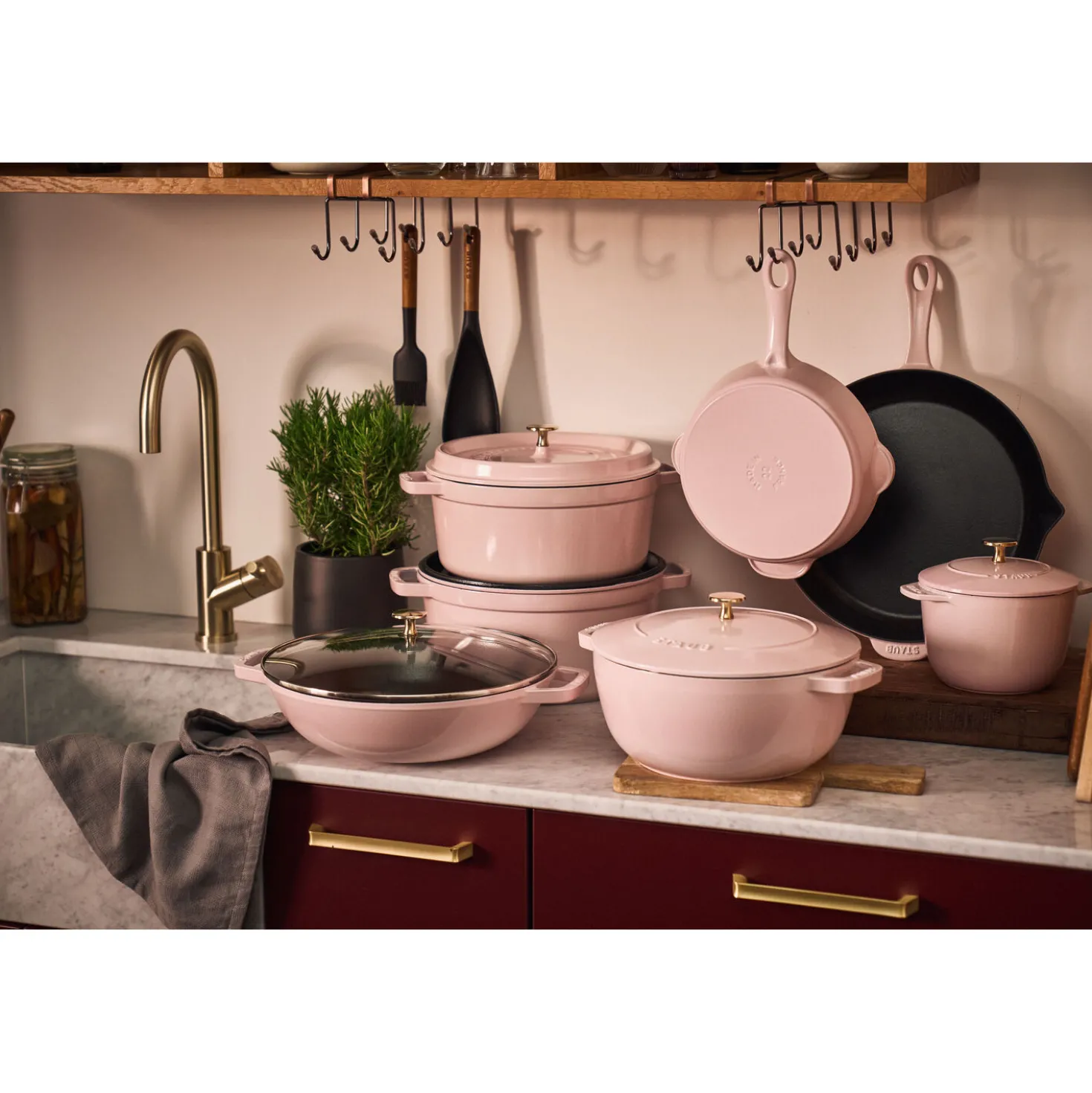 11-inch, Traditional Deep Skillet, Pink Peony