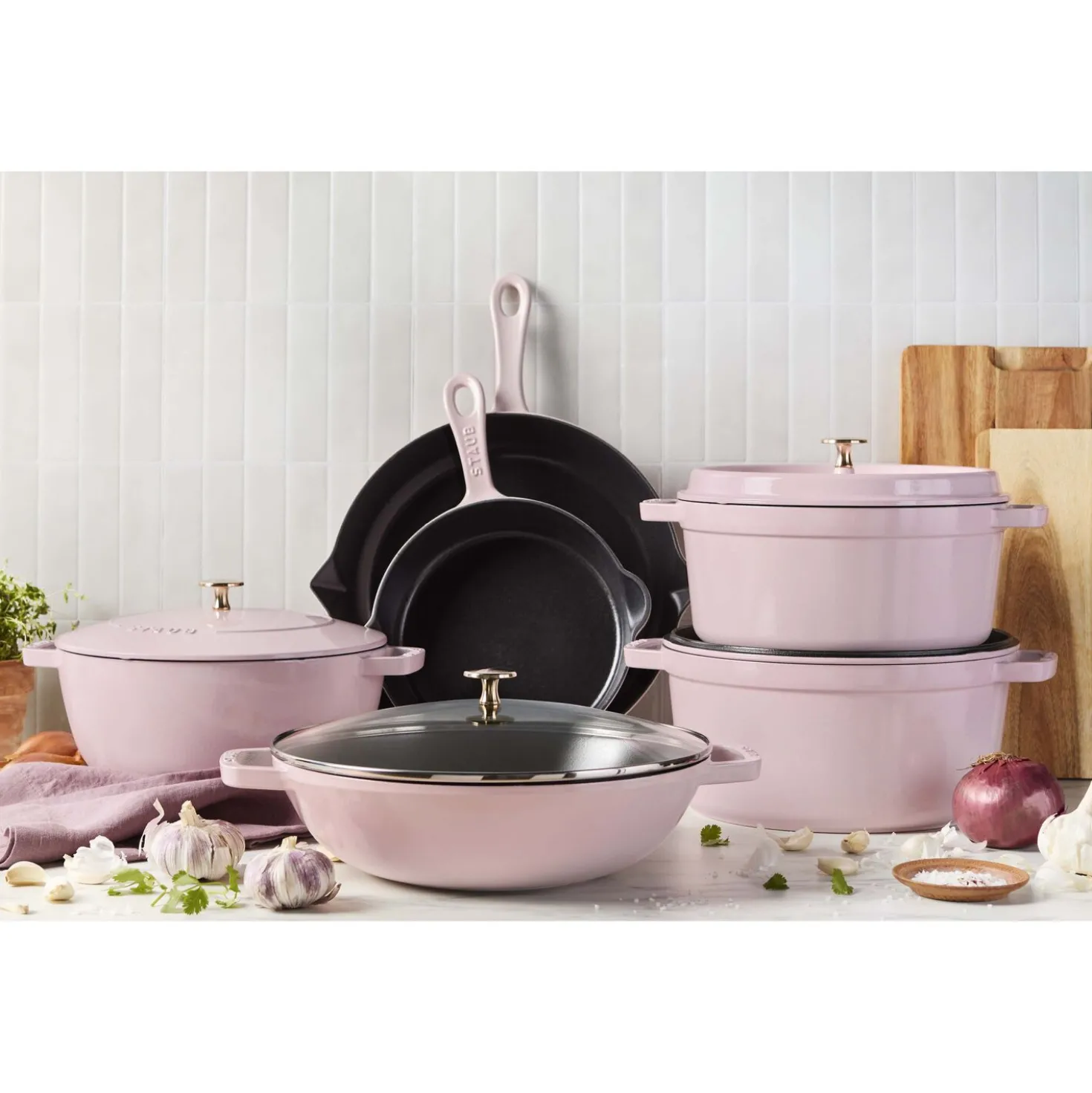 11-inch, Traditional Deep Skillet, Pink Peony