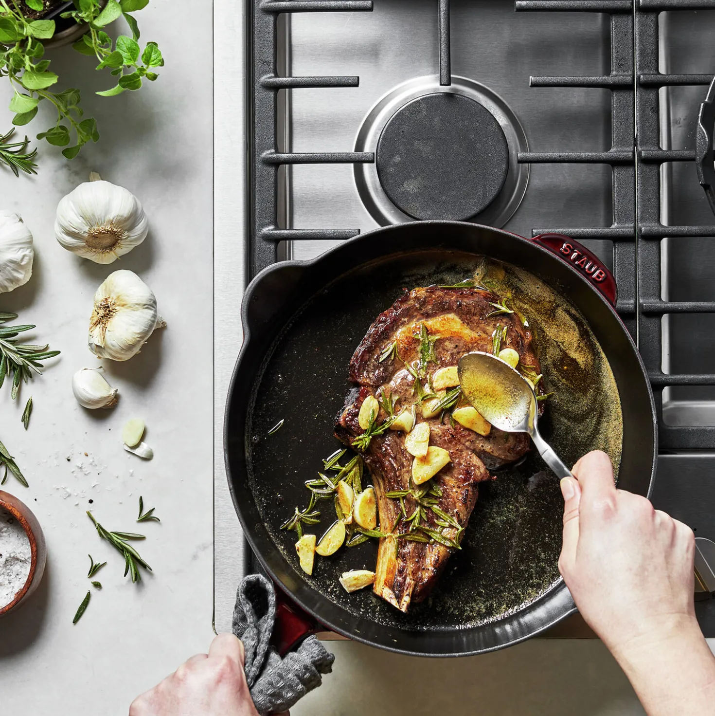 11-inch, Traditional Deep Skillet, Grenadine