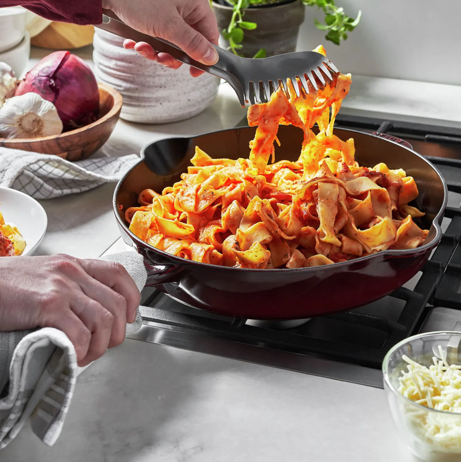 11-inch, Traditional Deep Skillet, Grenadine