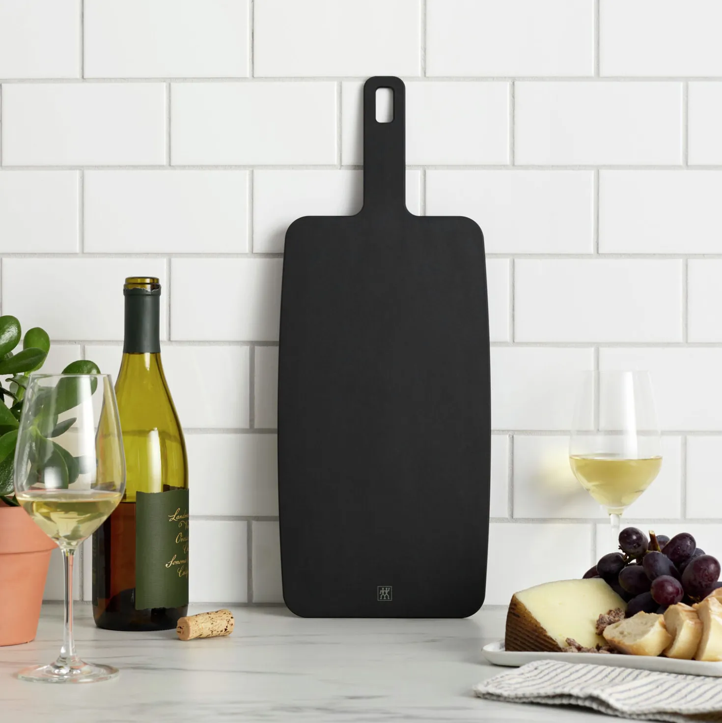 19-inch x 7.5-inch Plant Fiber Cutting Board, Fiber Wood