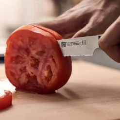 5-inch Z15.1 Utility Knife, Serrated Edge