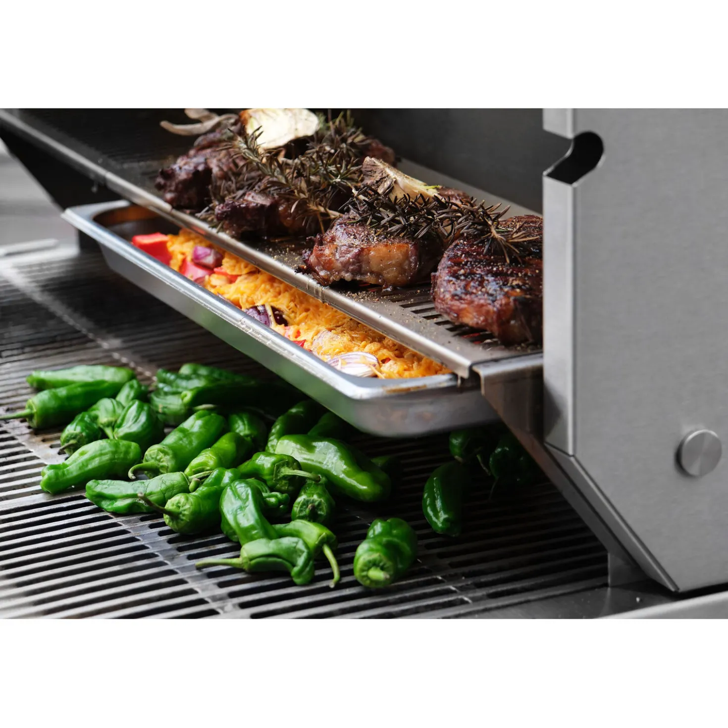 Natural gas grill, ruby
