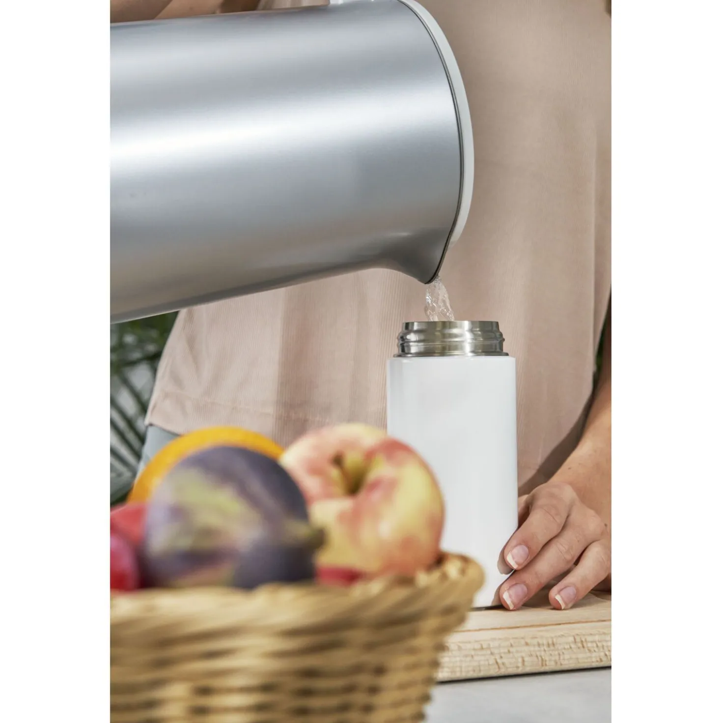 14.25-oz Tea & Fruit Infuser Bottle
