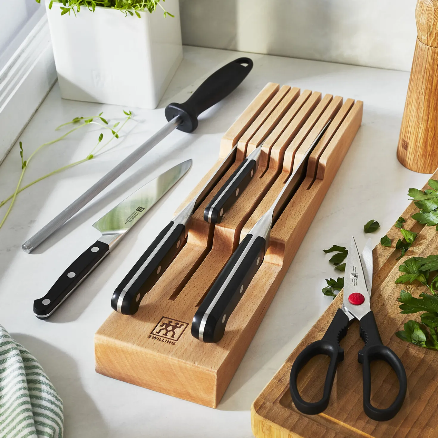7-pc, Block Set with Beechwood In-Drawer Knife Tray, natural