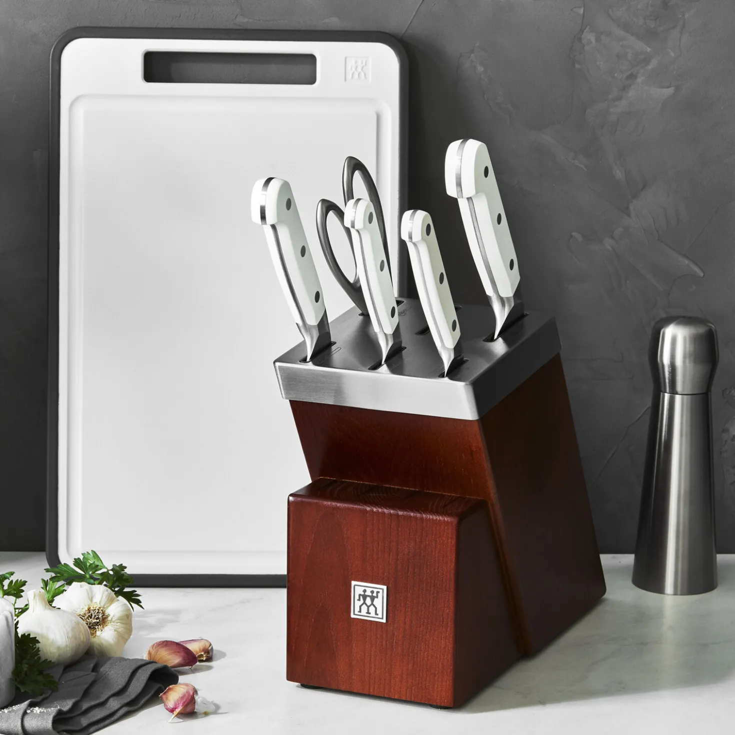 7-pc, Self Sharpening Knife Block Set, silver-white