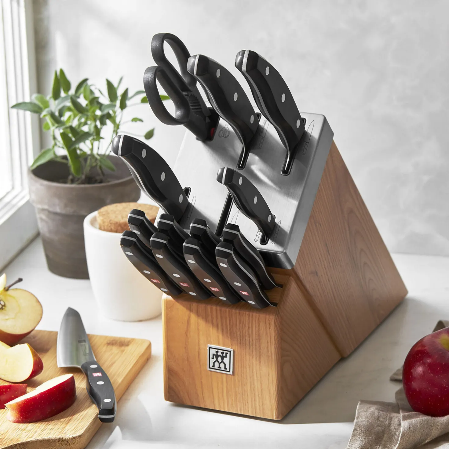 15-pc, Self Sharpening Knife block set, natural