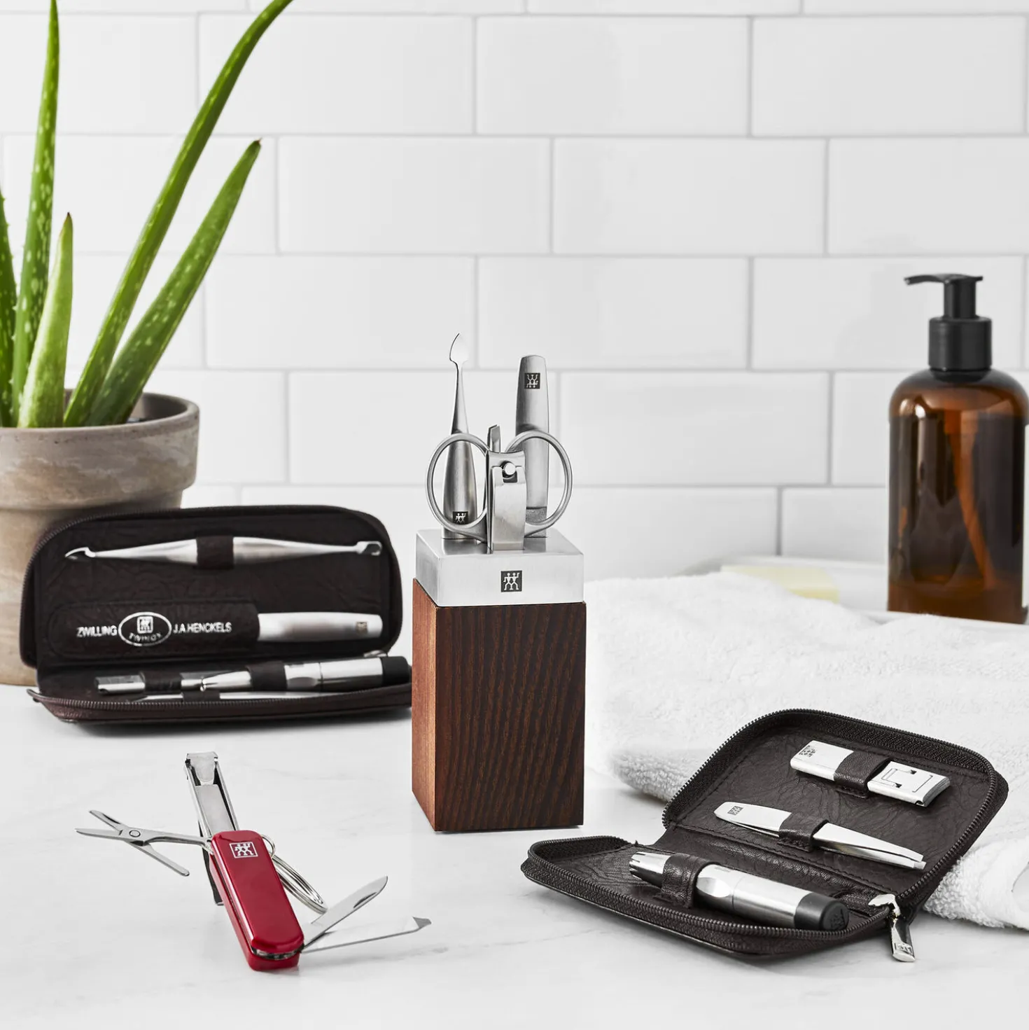 5-pc Spa Bath Station - Wood