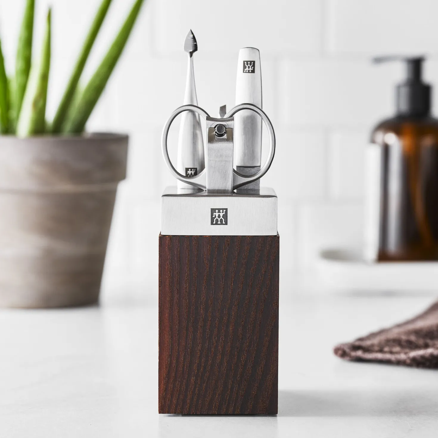 5-pc Spa Bath Station - Wood