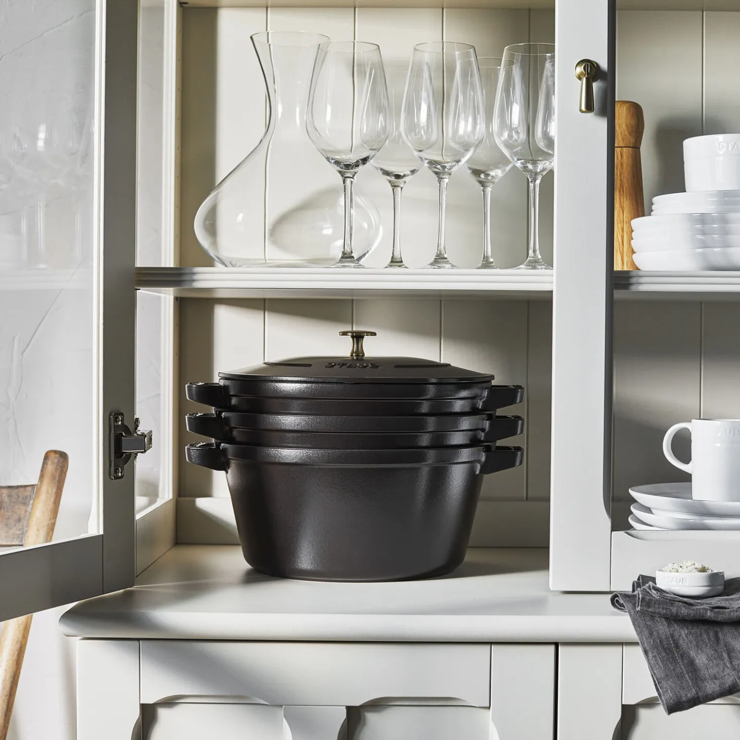 4-pc Stackable Set, Black Matte, Cast Iron
