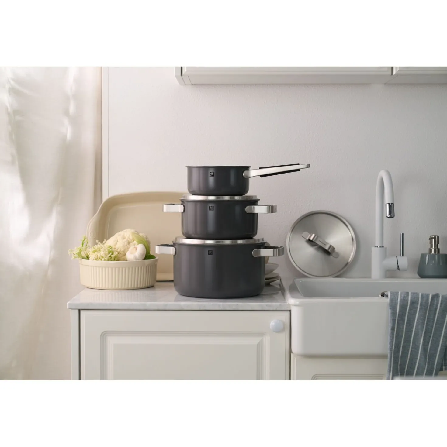 Pots and pans set, 6-pc, 18/10 Stainless Steel