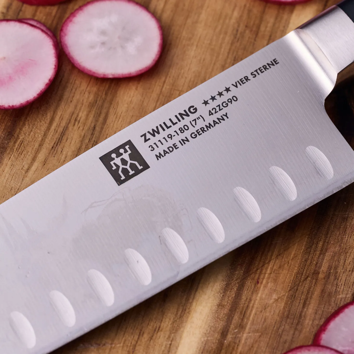 Santoku 7 inch, hollow edge