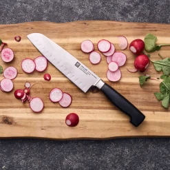 Santoku 7 inch, hollow edge