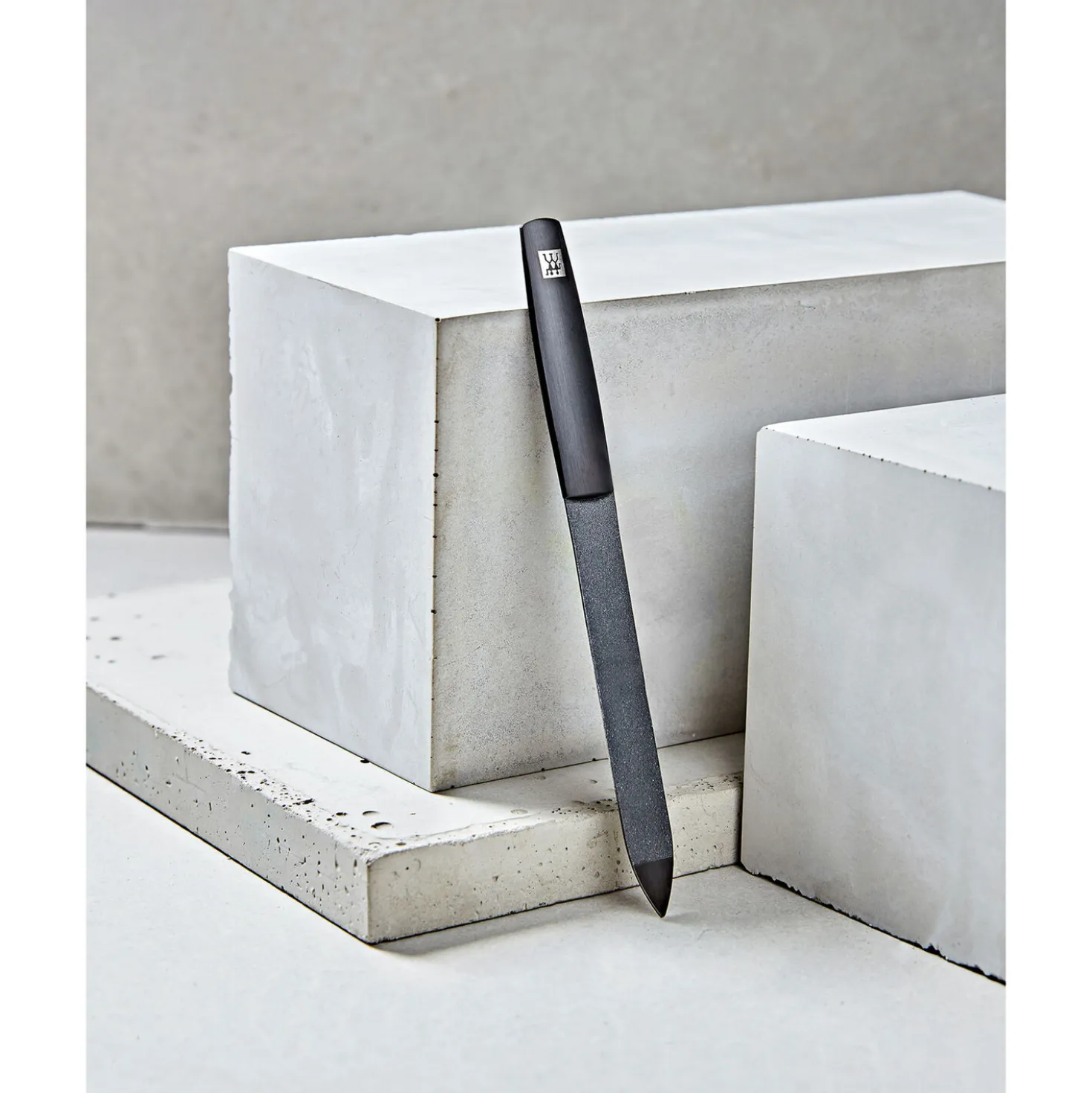 Sapphire Nail File - Black