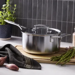 Sauce pan with lid, 4.25 qt, 18/10 Stainless Steel